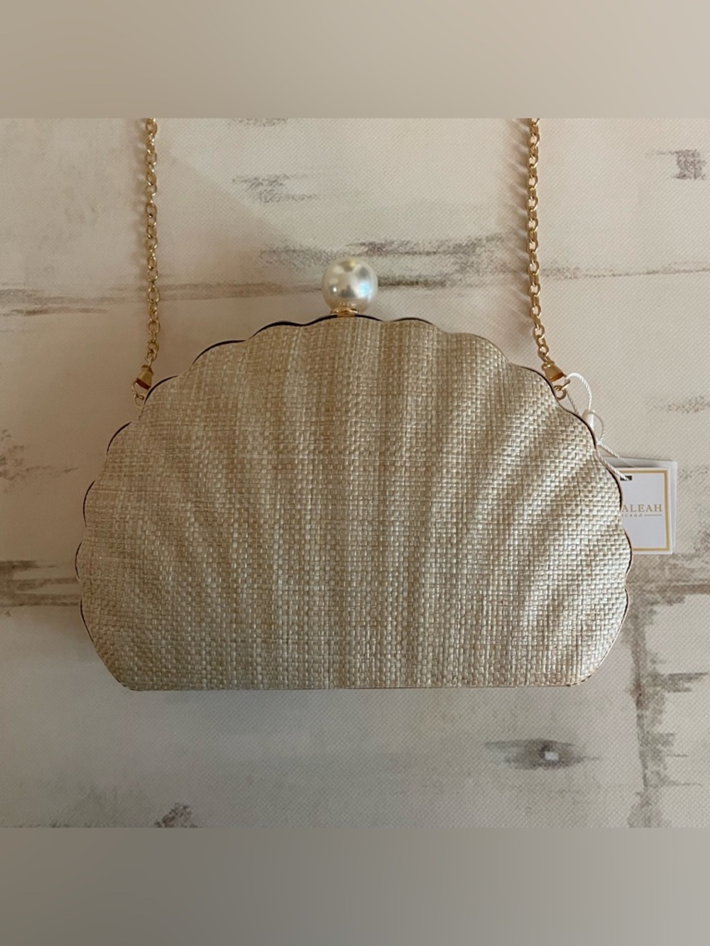 Shiraleah Ariel Minaudiere Seashell Clutch Neutral - Picture 6 of 10